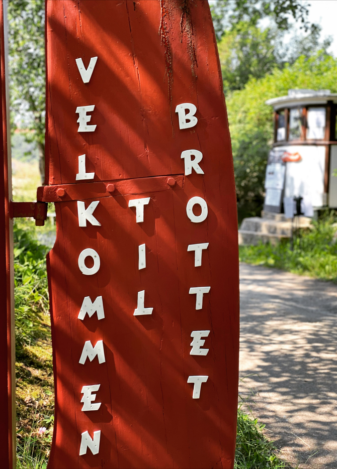 Brottet Velkomstskilt (1)