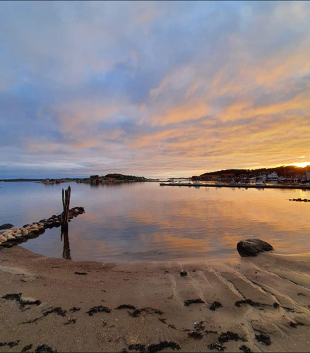 Skjaerhalden Kroksand Novemberkveld
